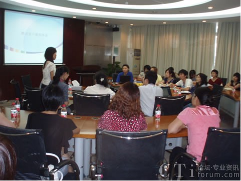 移動(dòng)公司現(xiàn)場觀摩系列活動(dòng)走進(jìn)騰訊深圳呼叫中心