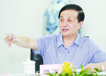 ȫ���˴�������������볣ί��ԭ�����f(xi��)����ϯ��f־